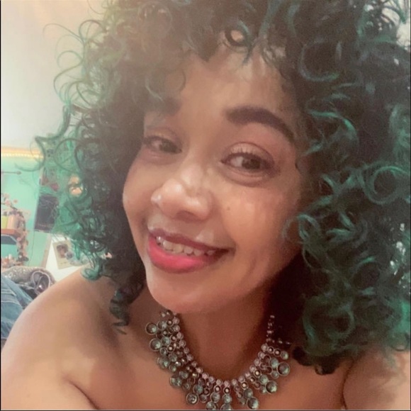 Meet your Posher, Chela - Picture 13 of 15